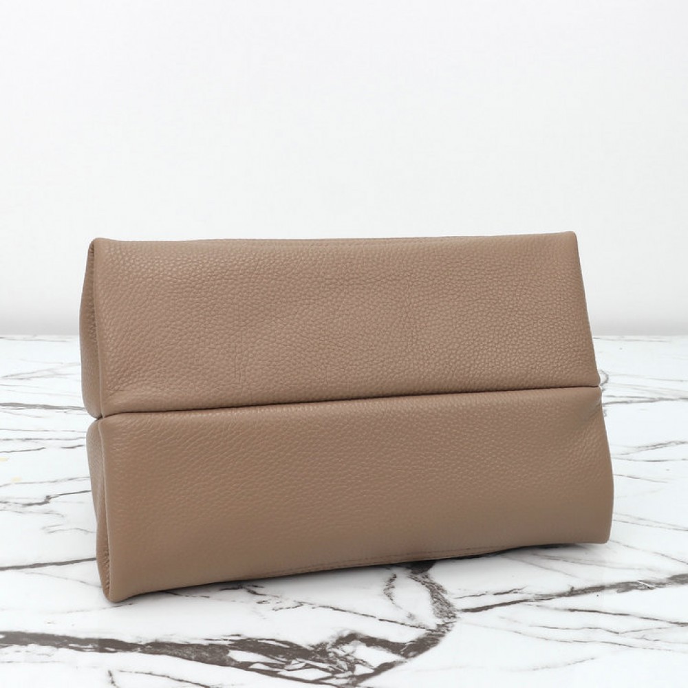 Gucci Softbit medium top handle bag 837467 