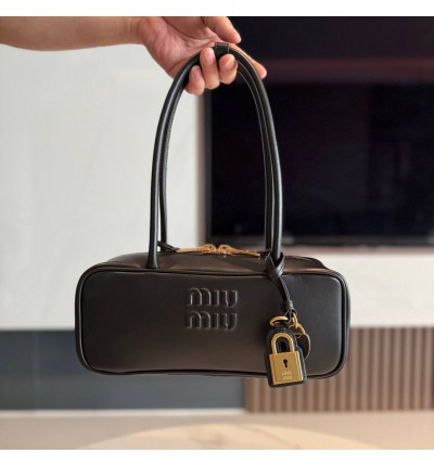 Miu Miu Beau leather bag 28x11.5cm