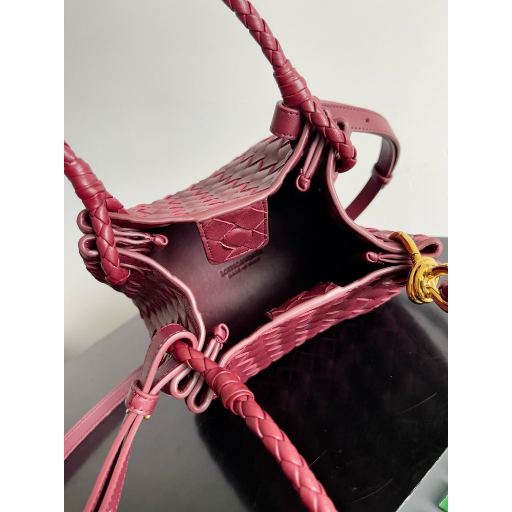 Bottega veneta Small Parachute bag 21x17x16,5cm Bags