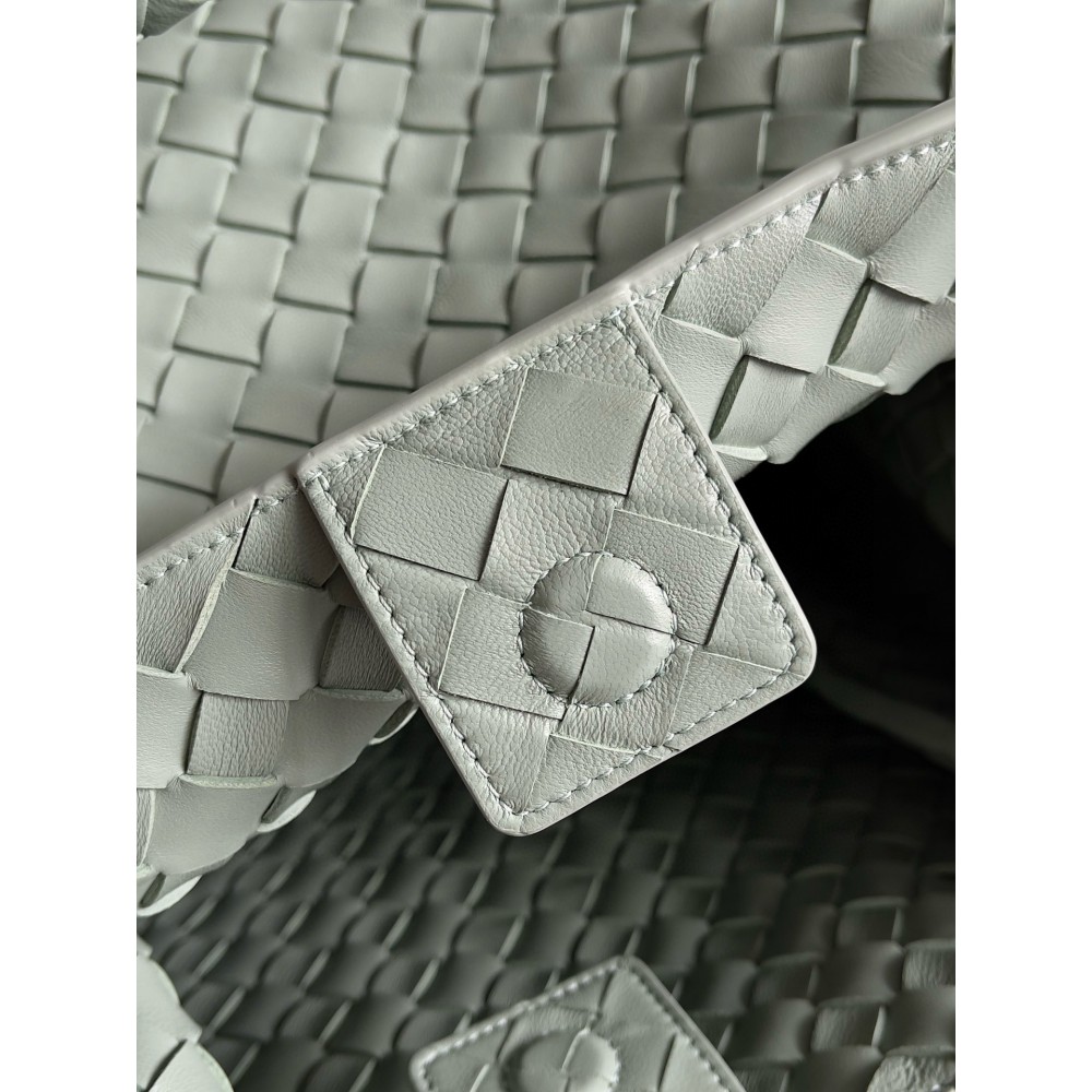 Bottega Veneta Large Parachute 30x26x20cm Bags