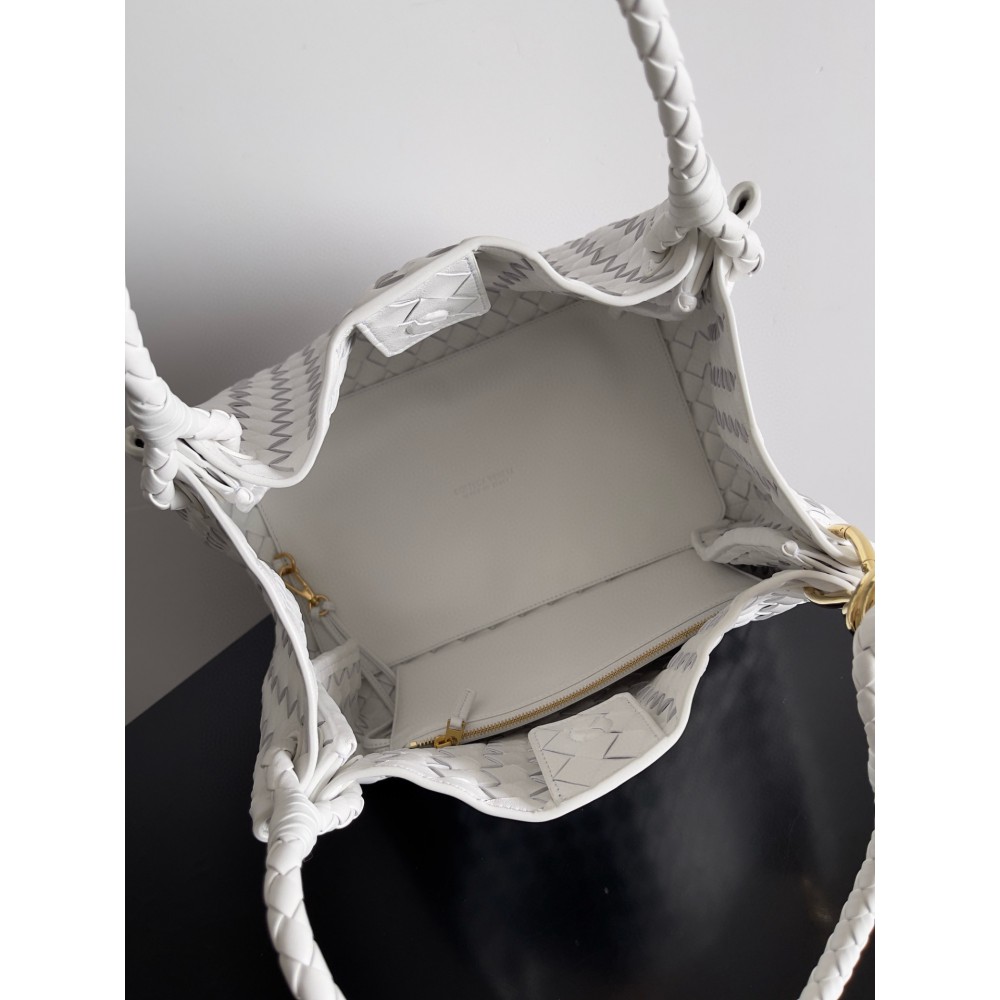 Bottega Veneta Large Parachute 30x26x20cm Bags