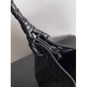 Bottega Veneta Large Parachute 30x26x20cm Bags