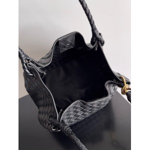Bottega Veneta Large Parachute 30x26x20cm Bags