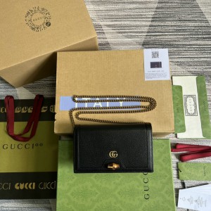 Gucci Diana Wallet on chain 696817 19x11x5cm Bags