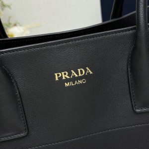 Prada Large leather tote bag with buckles 40x20x29cm Bags