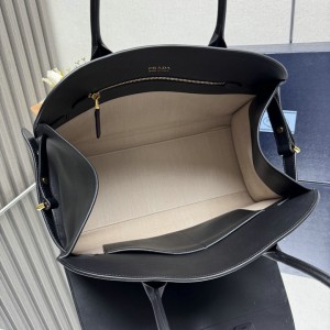 Prada Large leather tote bag with buckles 40x20x29cm Bags