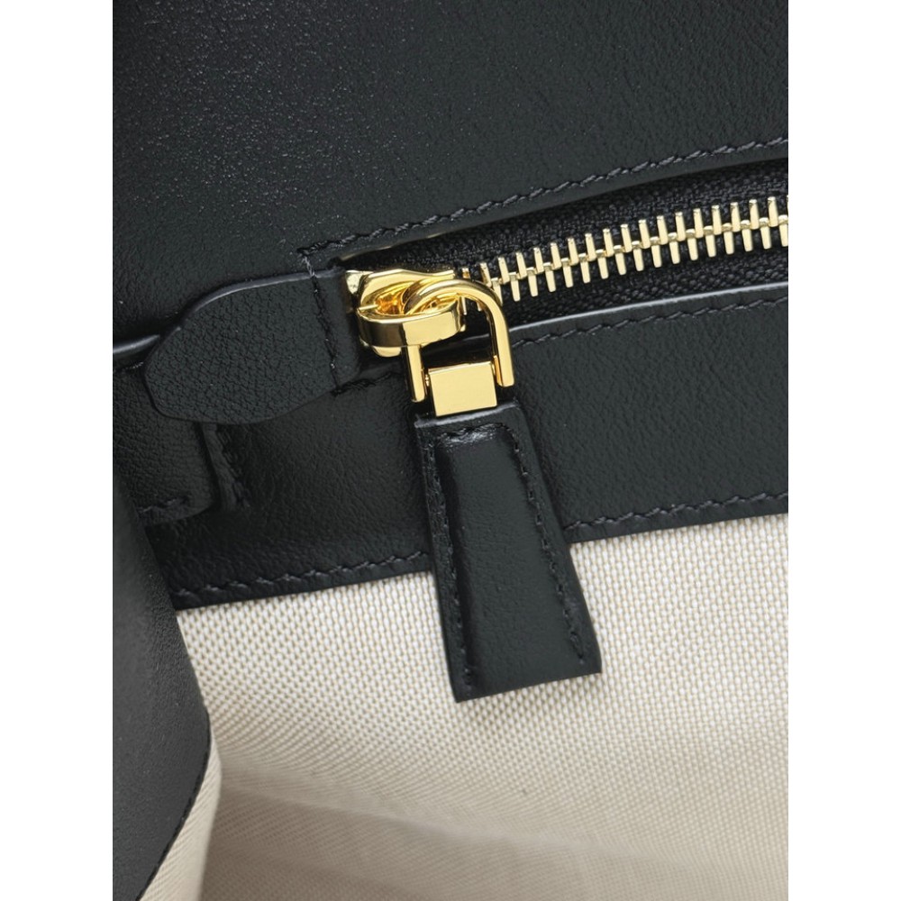 Prada Medium leather tote bag 35x25x18cm Bags