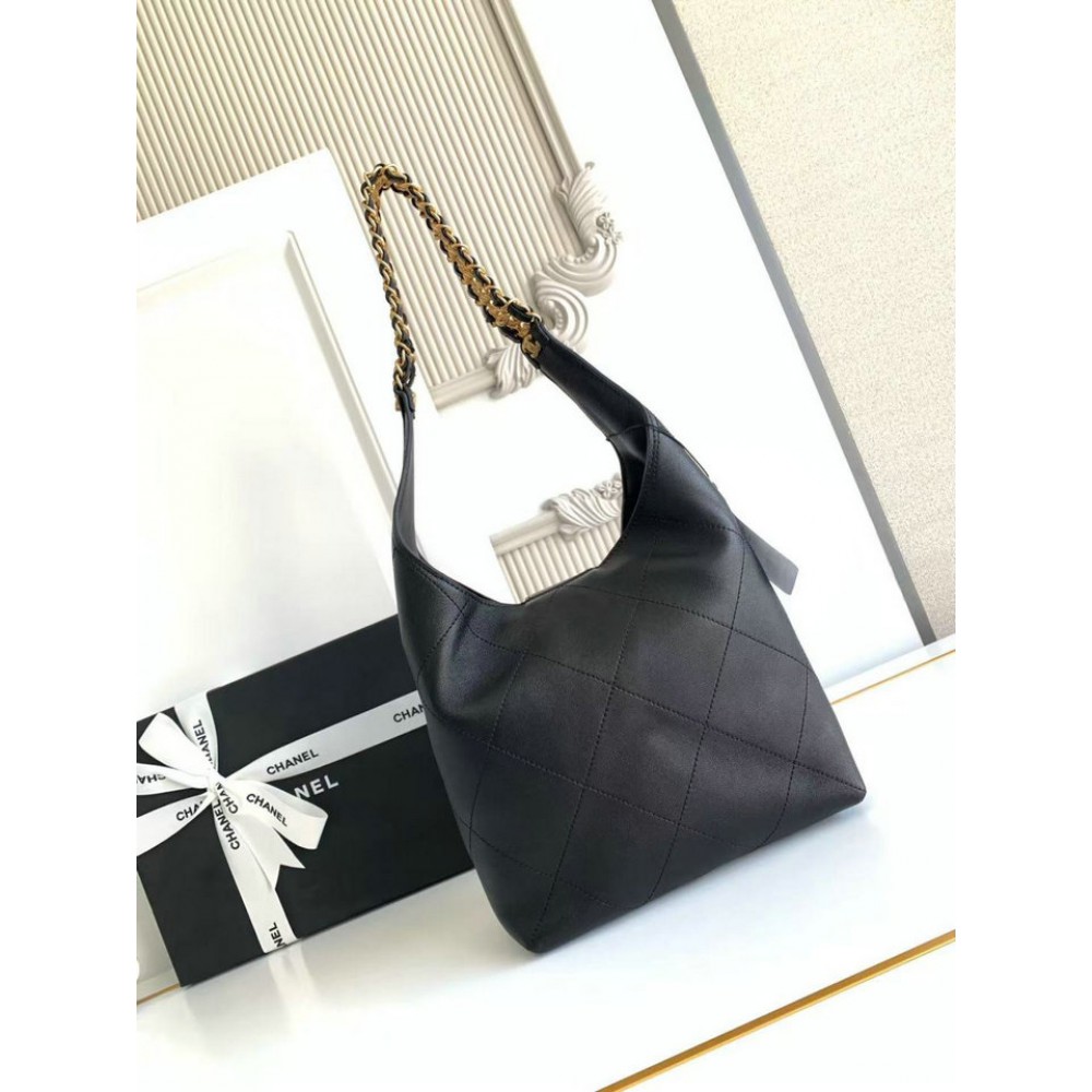 Chanel Large hobo bag 37x30x14cm Bags