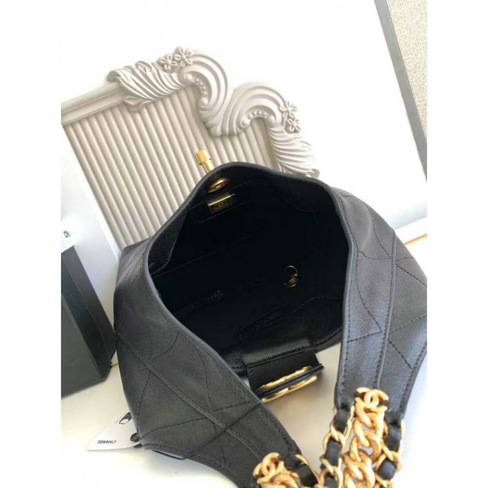 Chanel Large hobo bag 37x30x14cm Bags