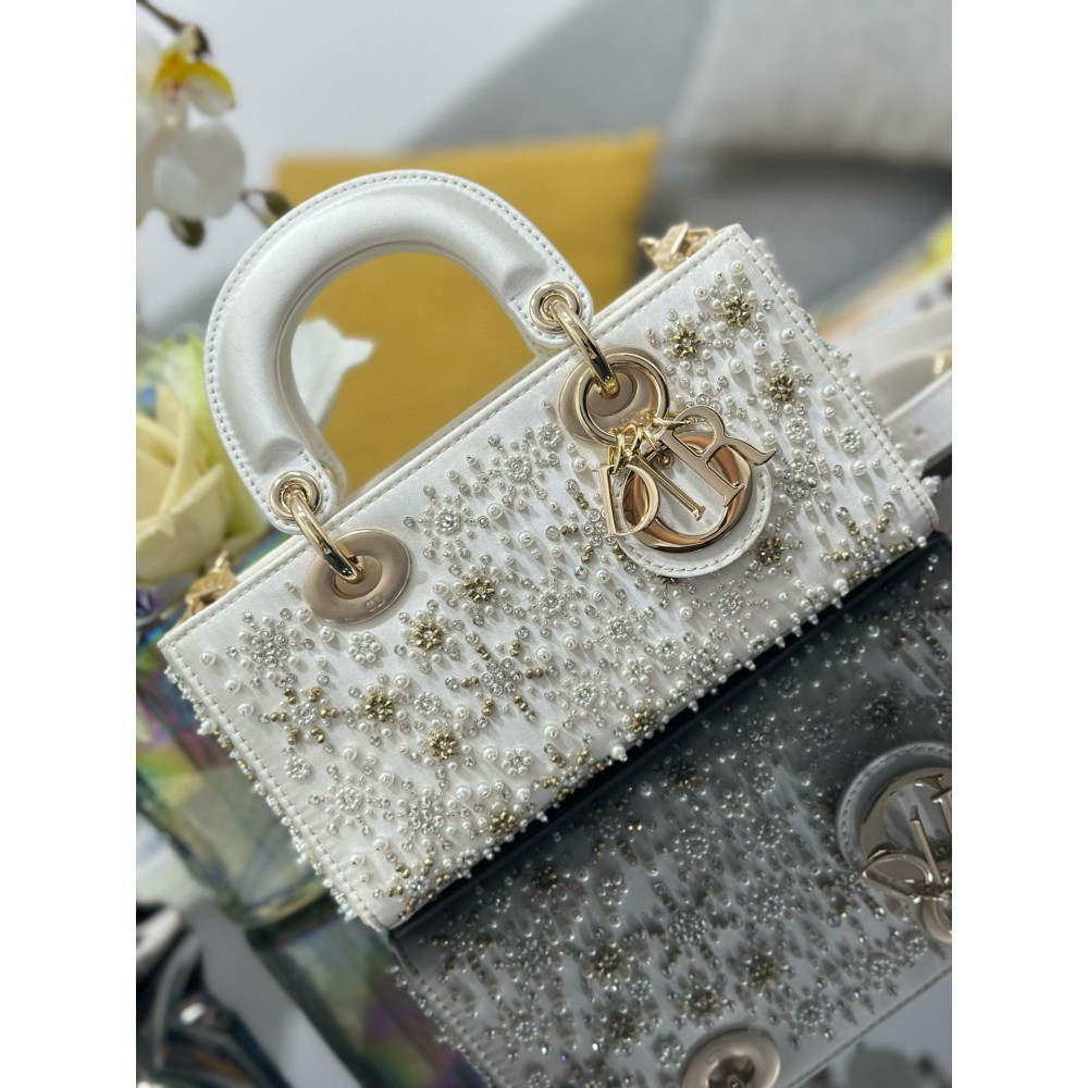 Dior Small Lady D-Joy Bag 22 x 12 x 6 cm Bags