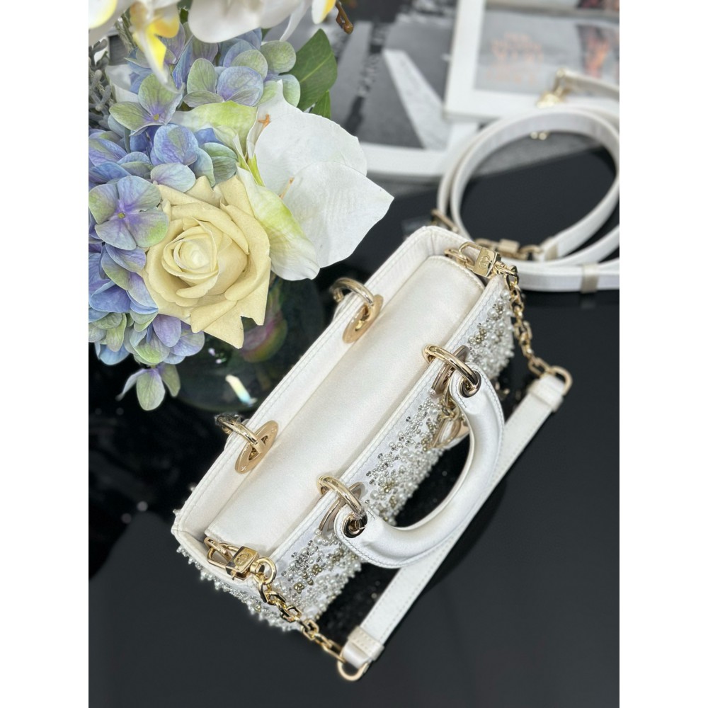 Dior Small Lady D-Joy Bag 22 x 12 x 6 cm Bags