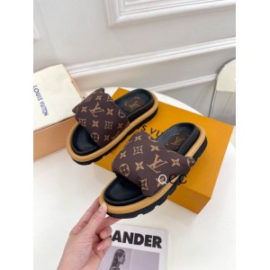 Lv slippers pool pillow 2025 35-42 Shoes