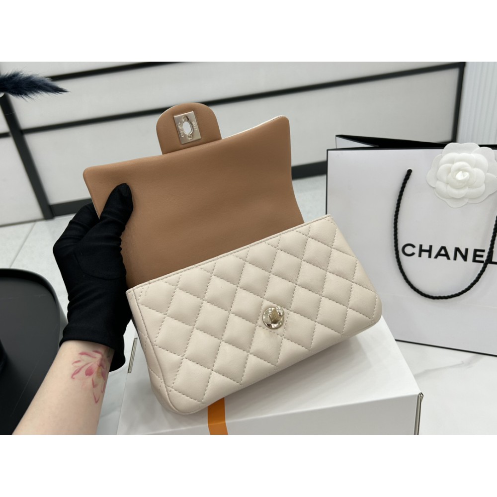 Chanel handle mini cf 20x12x6cm Bags