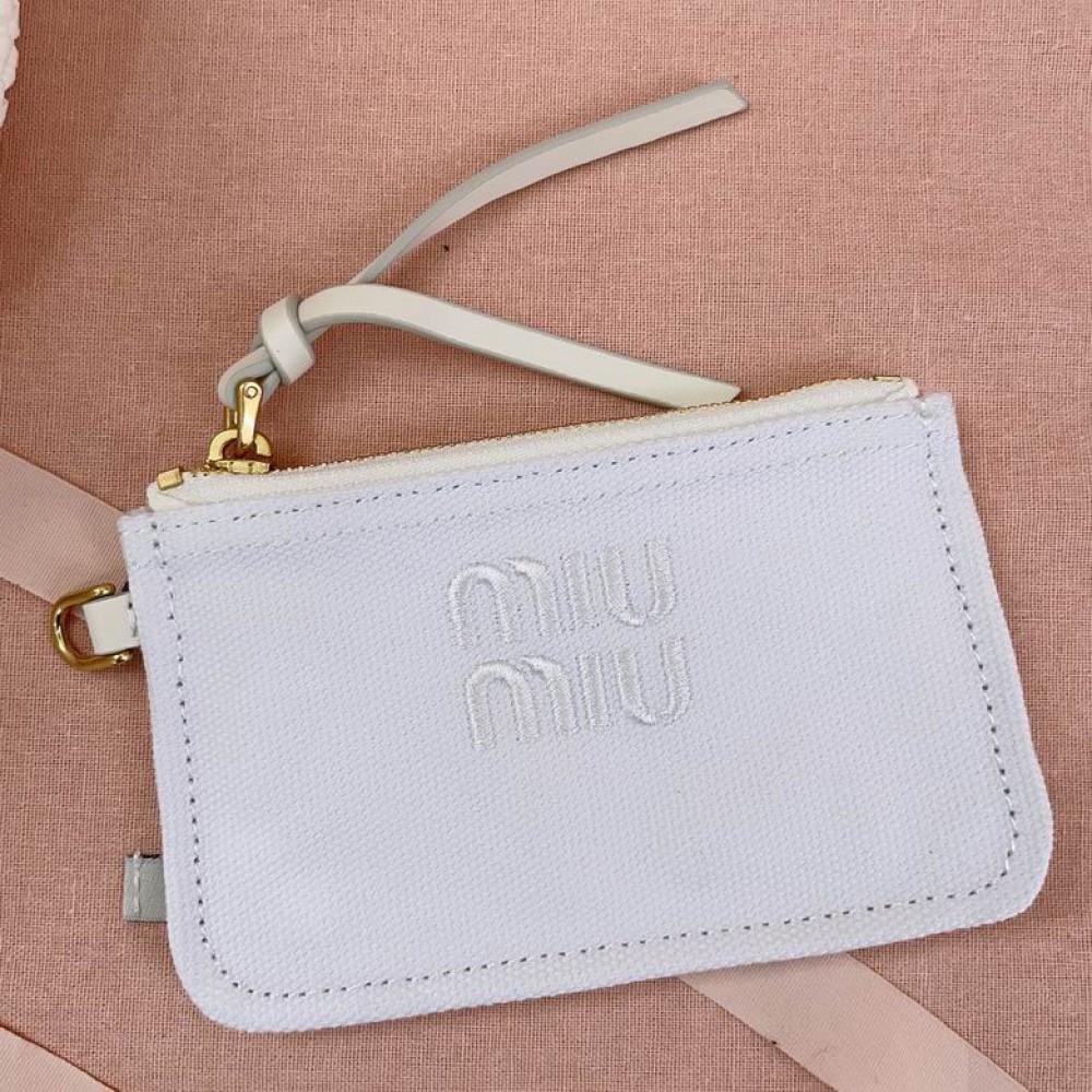 Miu Miu Wander crochet-knit shoulder bag 