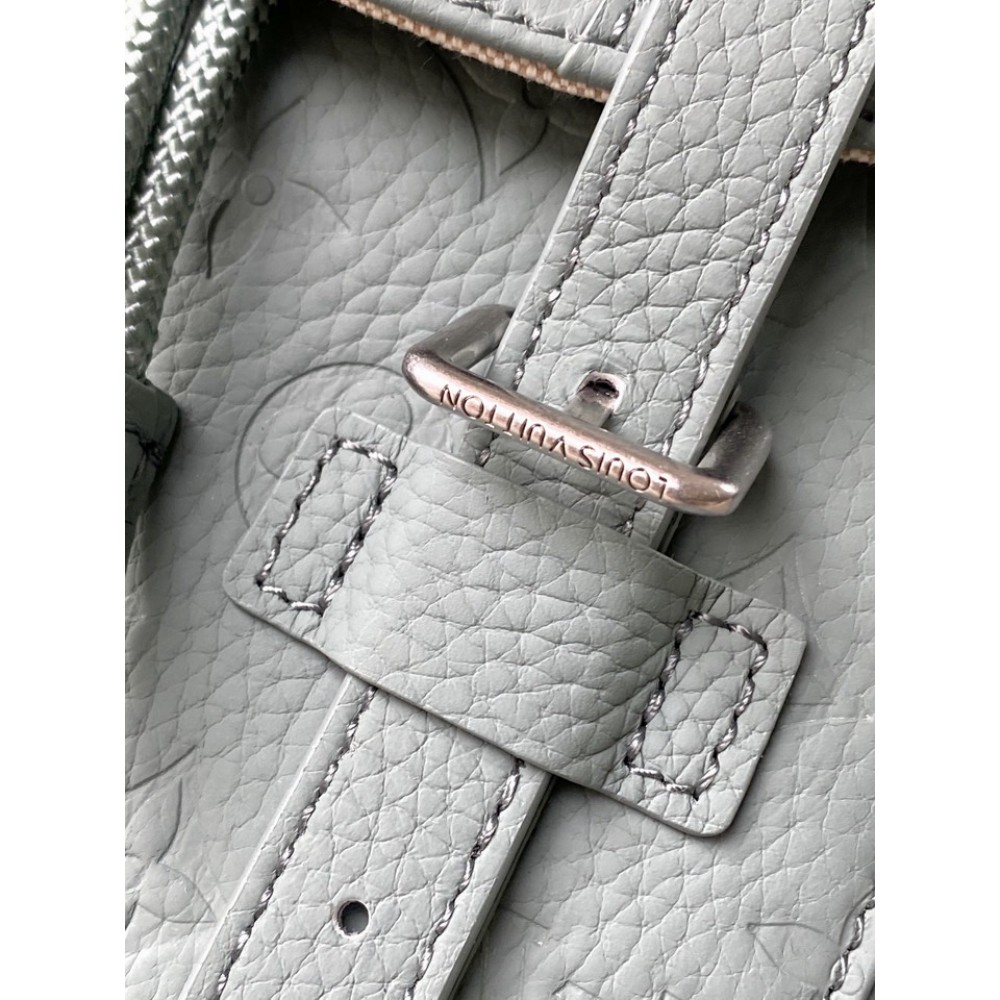 Lv Christopher MM M13863 38 x 44 x 12.5 cm 