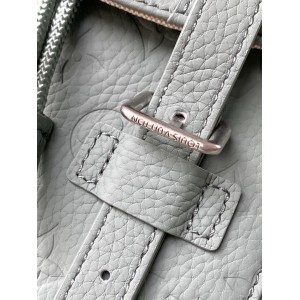 Lv Christopher MM M13863 38 x 44 x 12.5 cm 