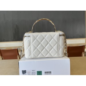 Chanel beauty bag 9.5x17x8cm Bags