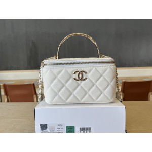 Chanel beauty bag 9.5x17x8cm Bags