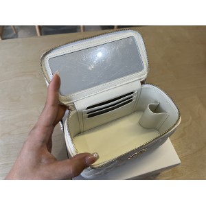 Chanel beauty bag 9.5x17x8cm Bags