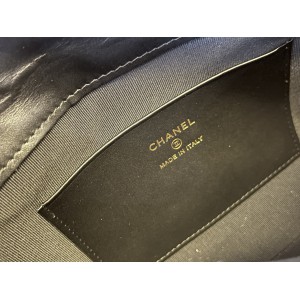Chanel bucket pochette 19x14x7cm 