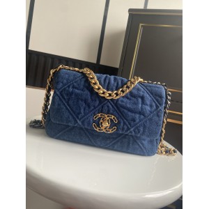 Chanel19 26x19cm denim Bags