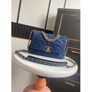 Chanel19 26x19cm denim Bags
