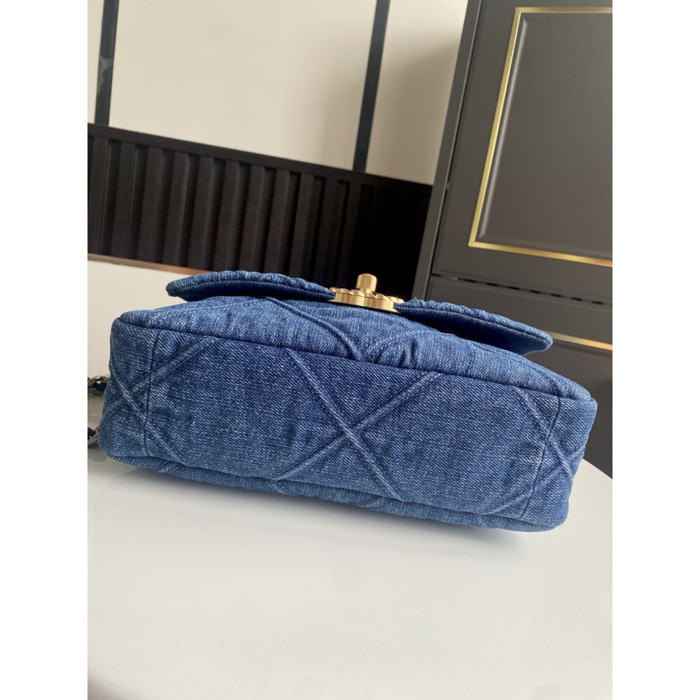 Chanel19 26x19cm denim Bags