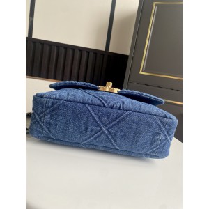 Chanel19 26x19cm denim Bags