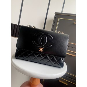 Classic Flap Bag 1983 33x24x10cm 