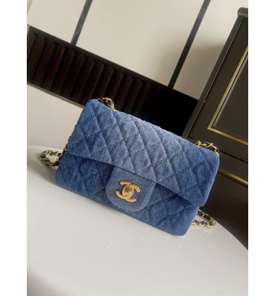 Chanel classic flap bag 20x13x8cm denim