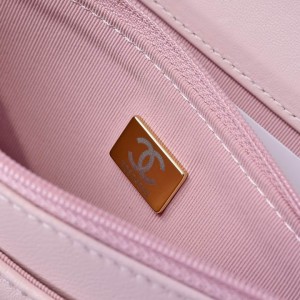 Chanel flap bag 2025 19x14cm Bags