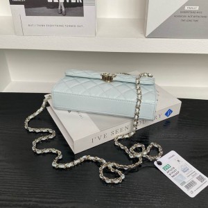 Chanel flap bag mini 19x10.4.5cm Bags