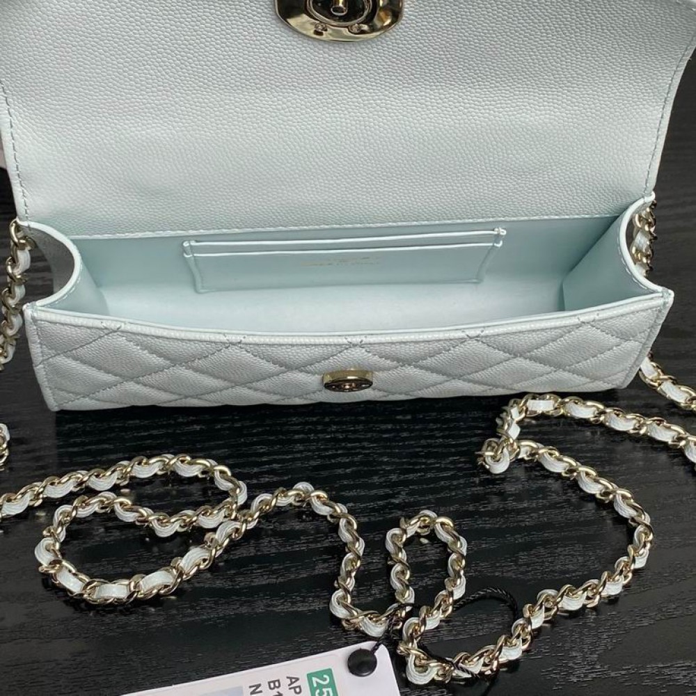 Chanel flap bag mini 19x10.4.5cm Bags