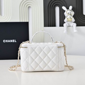 Chanel beauty bag 9.5x17x8cm Bags