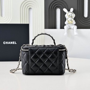 Chanel beauty bag 9.5x17x8cm Bags