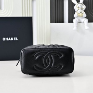 Chanel beauty bag 9.5x17x8cm Bags