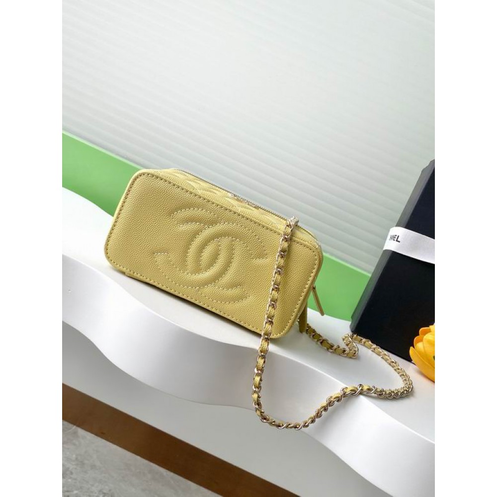 Chanel beauty bag 9.5x17x8cm Bags