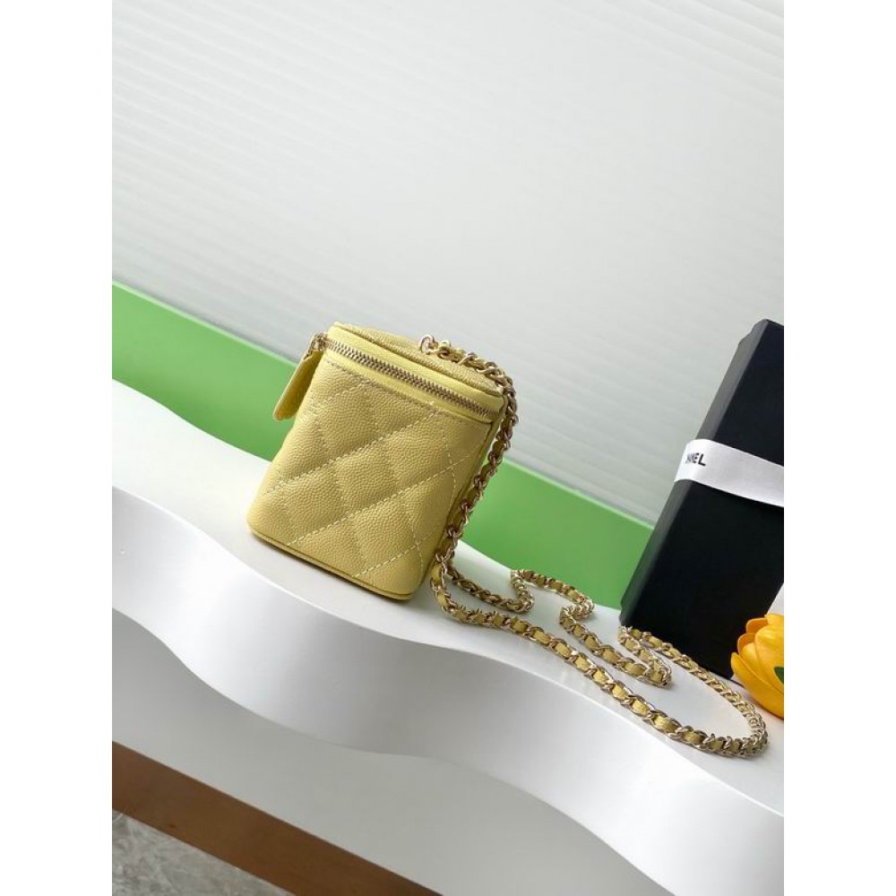 Chanel beauty bag 9.5x17x8cm Bags