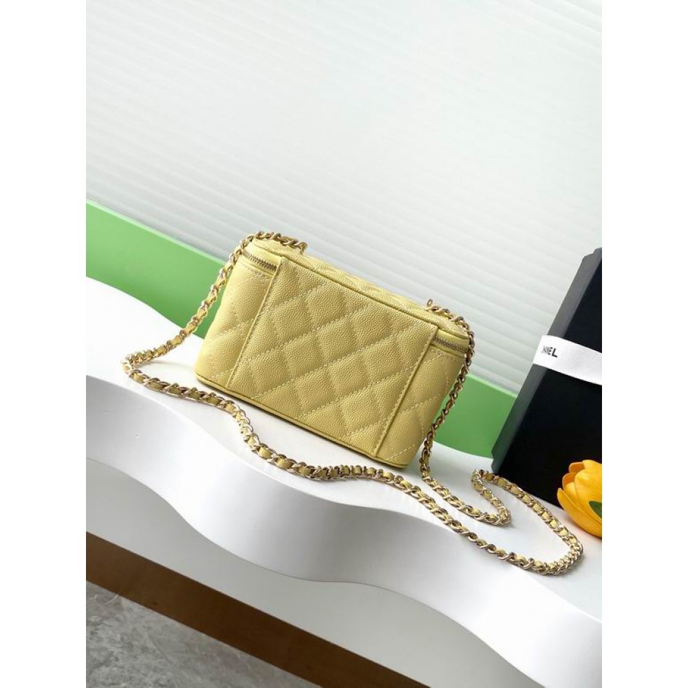 Chanel beauty bag 9.5x17x8cm Bags