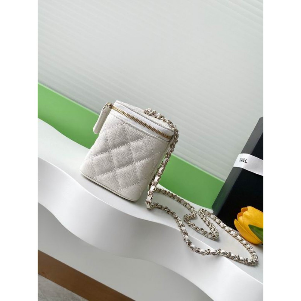 Chanel beauty bag 9.5x17x8cm Bags