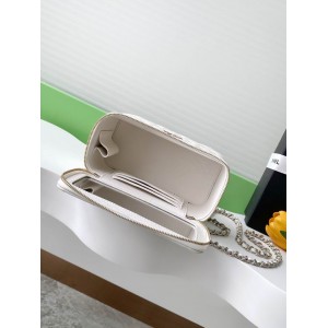 Chanel beauty bag 9.5x17x8cm Bags