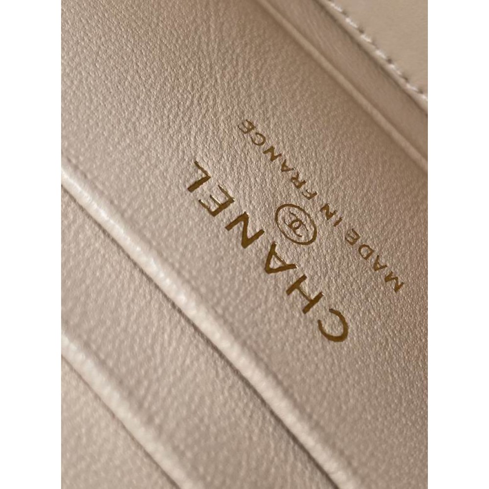 Chanel beauty bag 9.5x17x8cm Bags