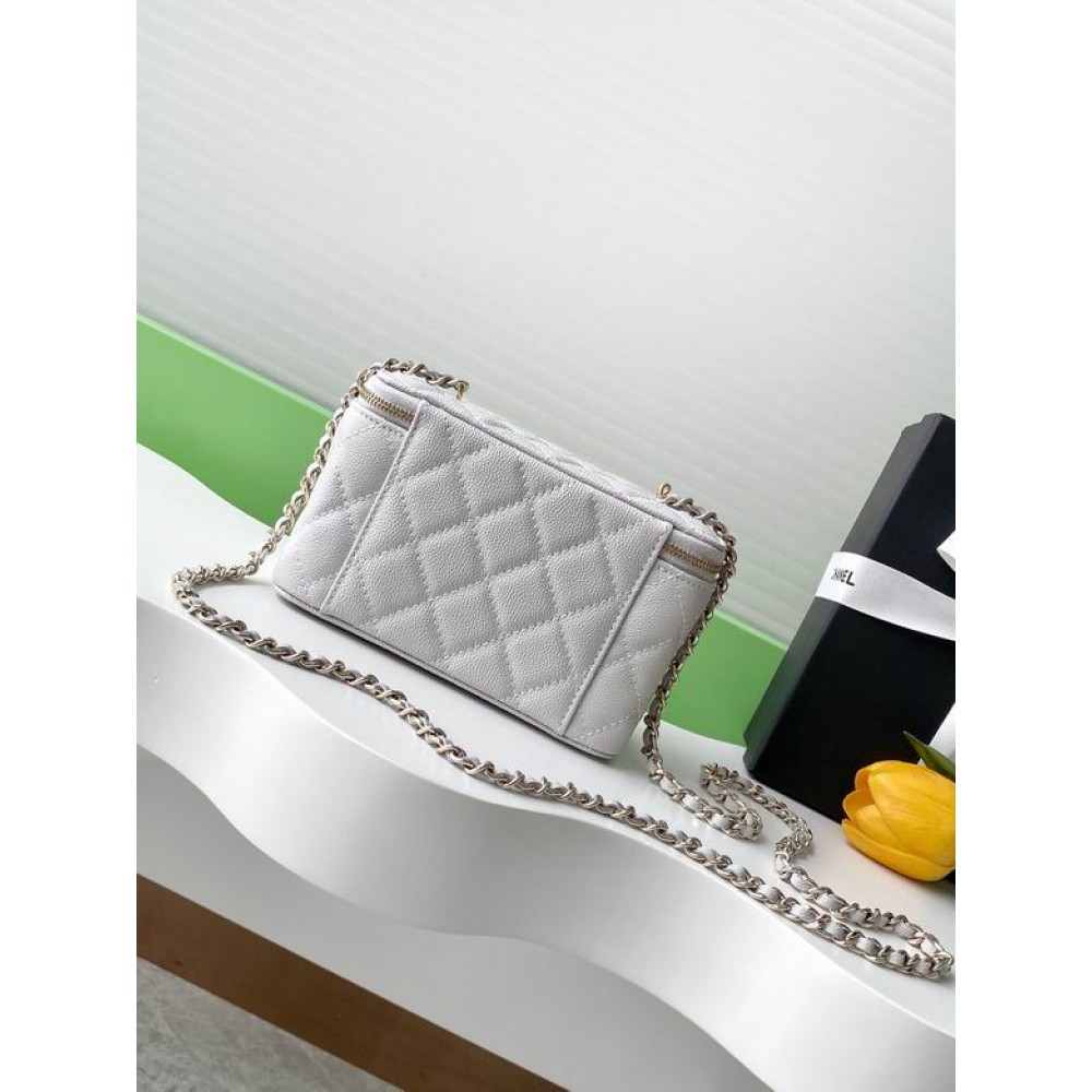 Chanel beauty bag 9.5x17x8cm Bags