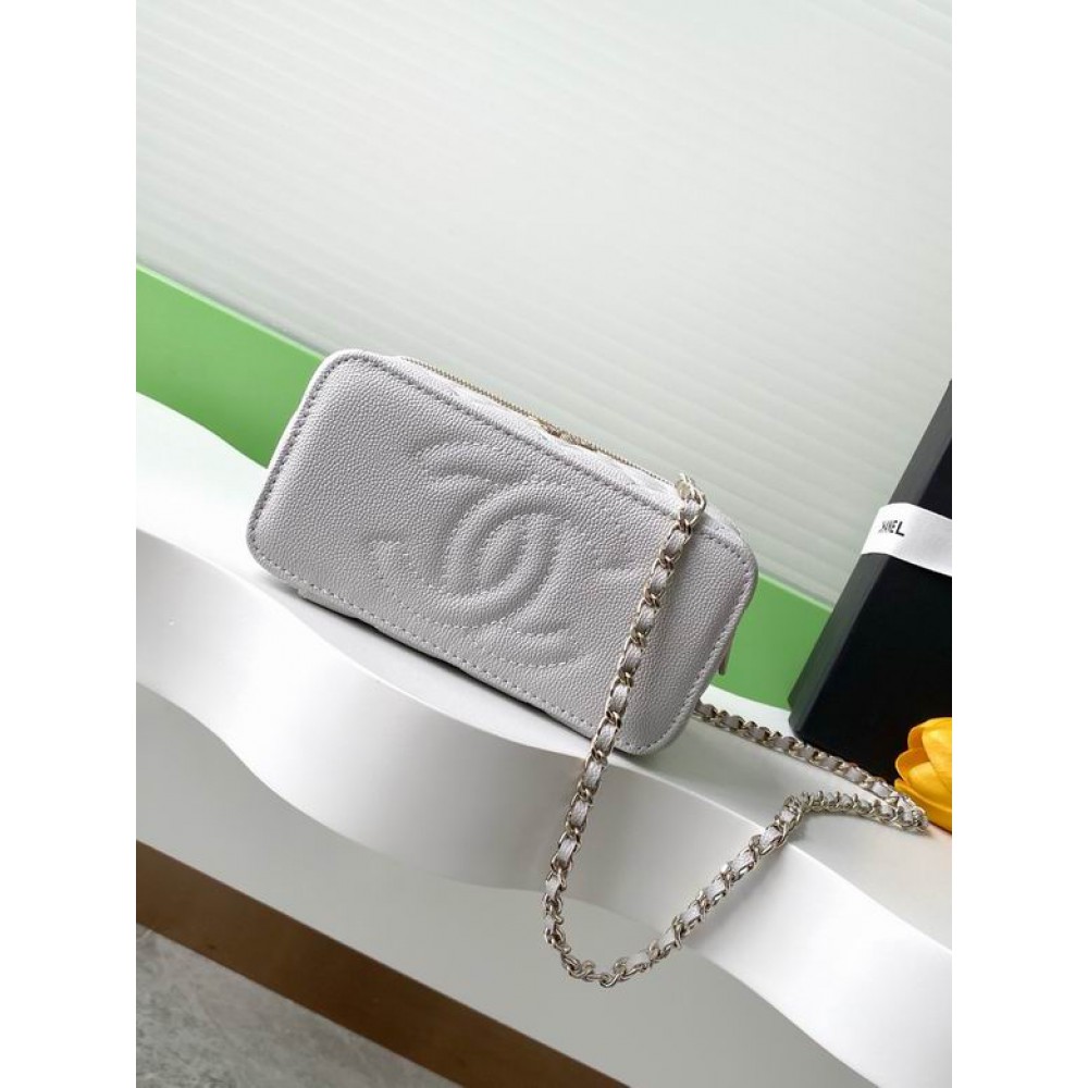 Chanel beauty bag 9.5x17x8cm Bags