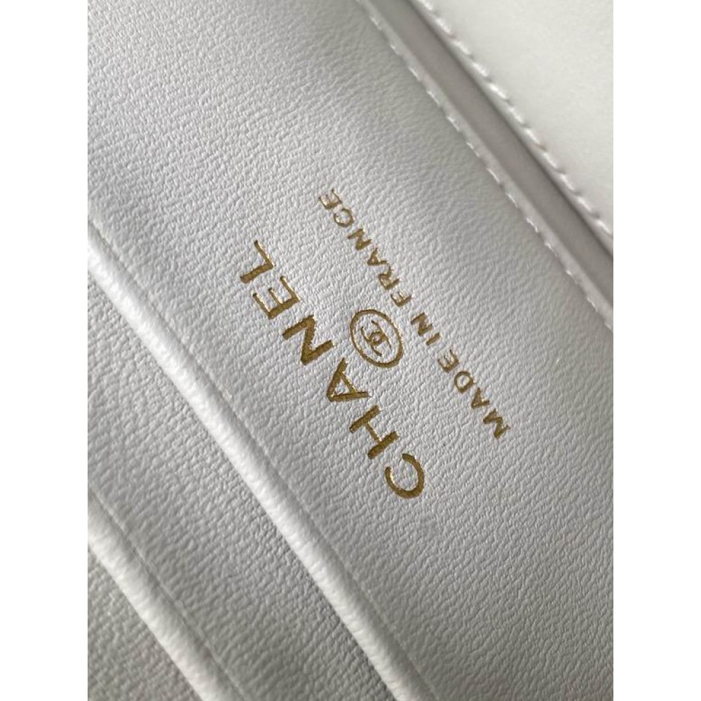 Chanel beauty bag 9.5x17x8cm Bags