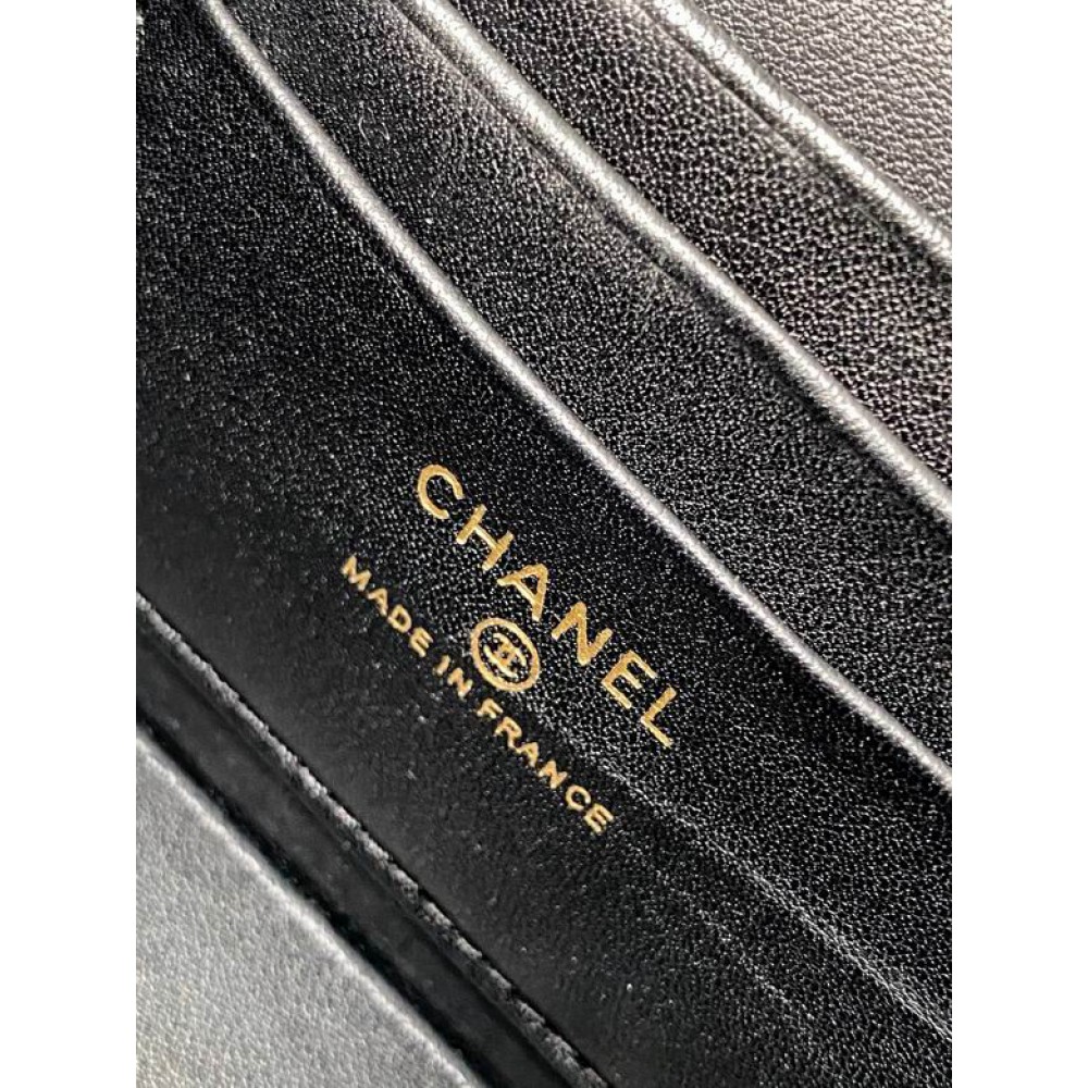 Chanel beauty bag 9.5x17x8cm Bags