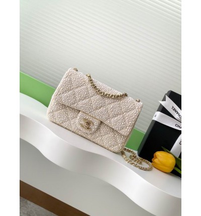 Chanel classic flap bag small size 20x14x8cm