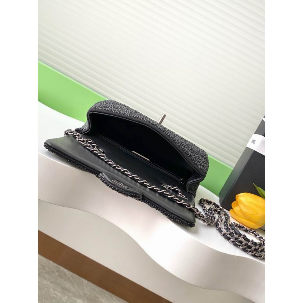 Chanel classic flap bag small size 20x14x8cm Bags