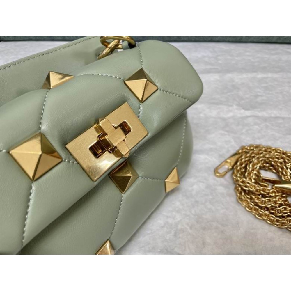 Valentino Roman stud bag 19x13cm  
