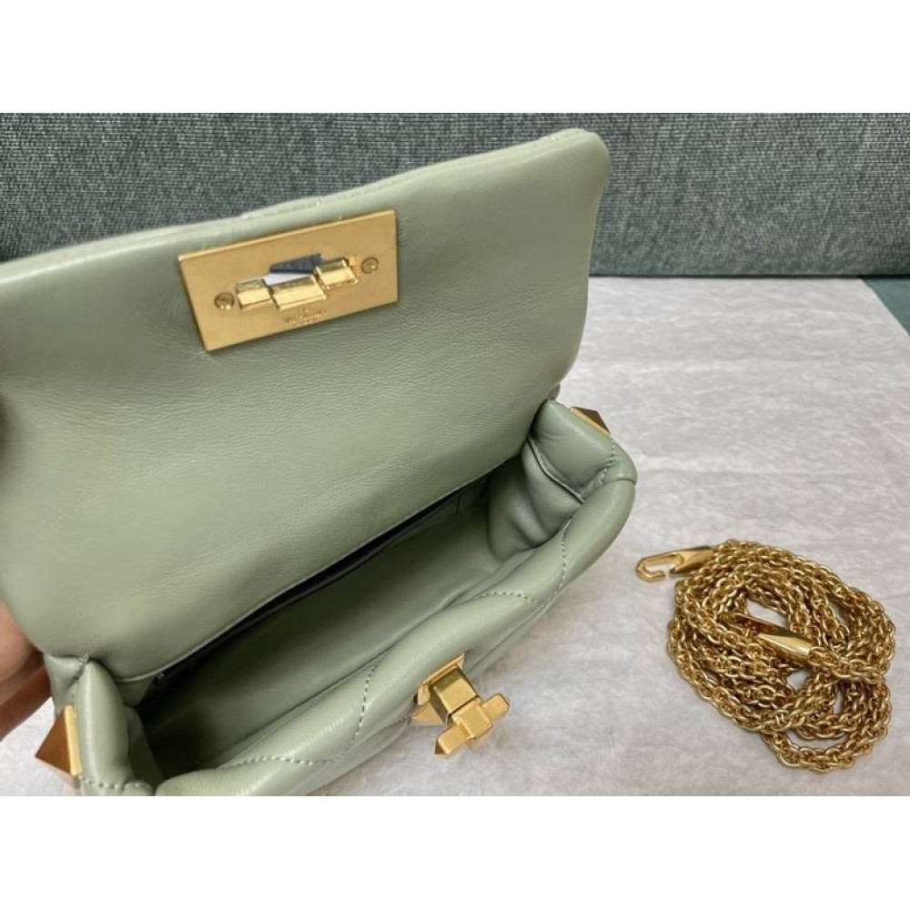 Valentino Roman stud bag 19x13cm  